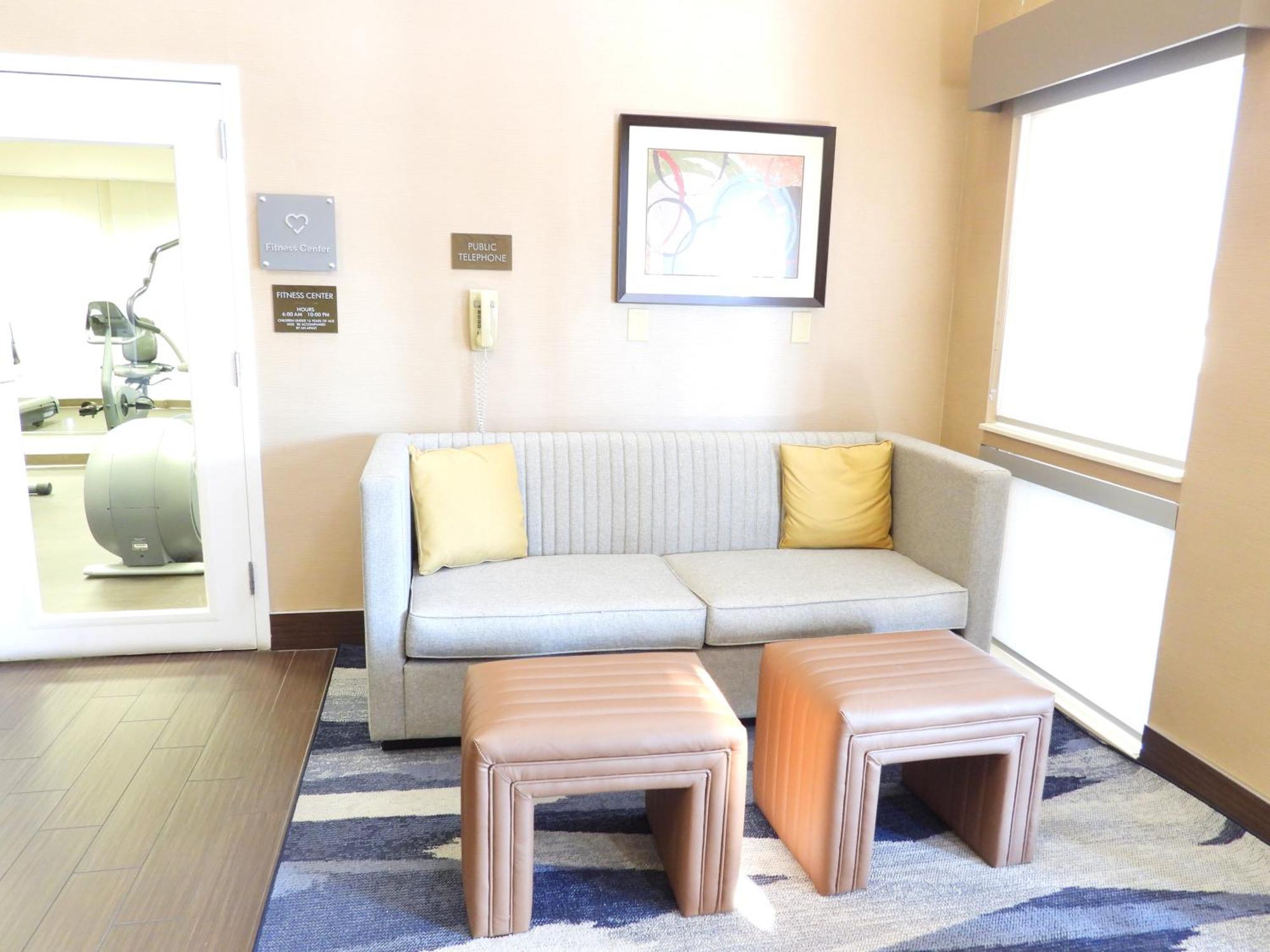 Comfort Suites Crossville Exteriör bild