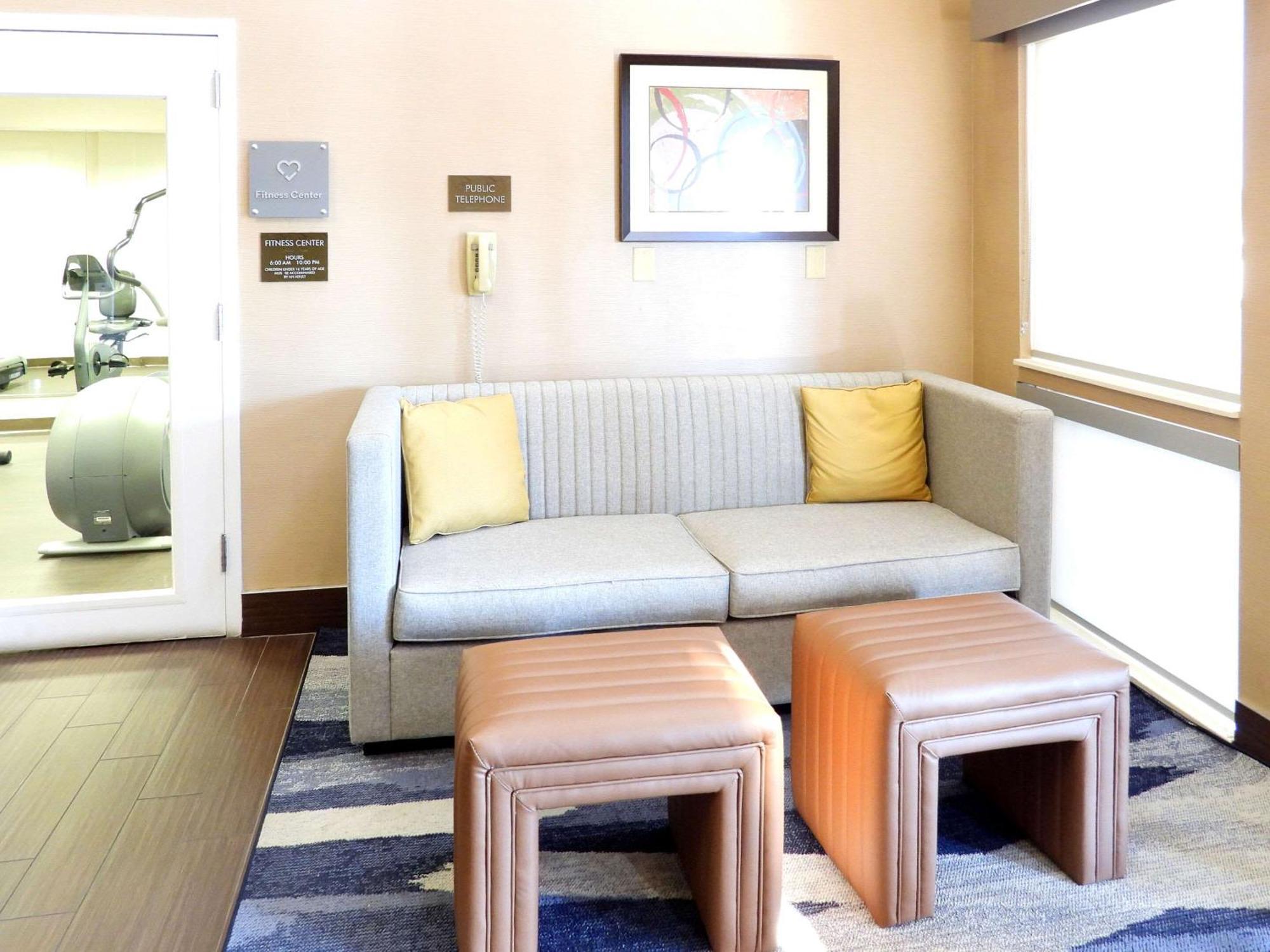 Comfort Suites Crossville Exteriör bild